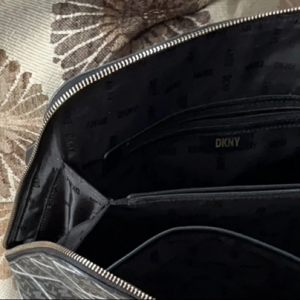 DKNY Bryant Medium Round Satchel Black Leather - Picture 9 of 9